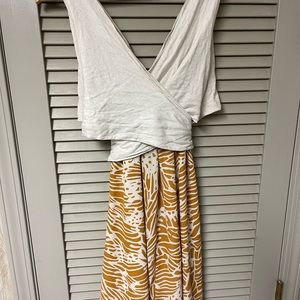 Very flattering fun dress